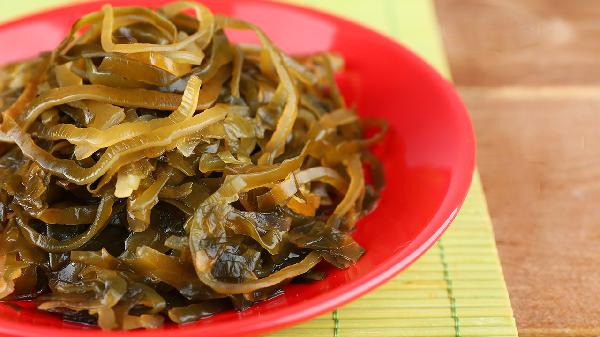 雨水节气摄生吃什么食疗呢？